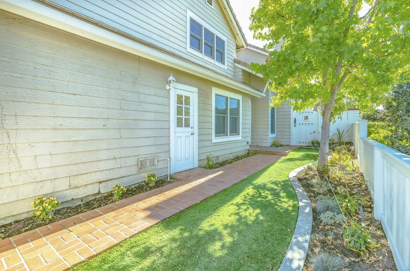 Brick Hardscaping