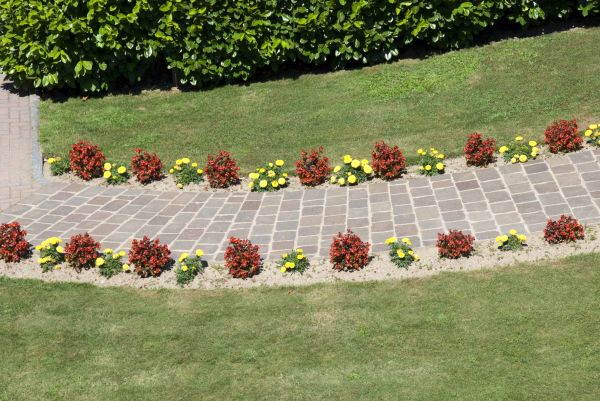 Cost of Garden Paving in Boston