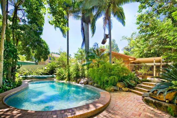 Cost of Pool Patio Paving in Boston